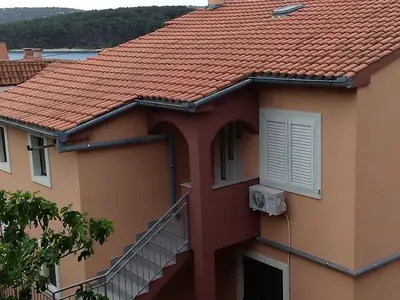 Ferienwohnung für 3 Personen in Brgulje 1/10