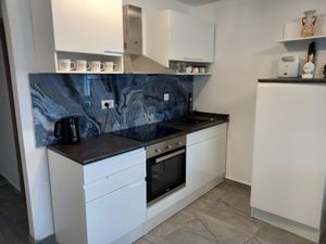 23976788-Ferienwohnung-3-Brgulje-300x225-5