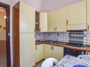 23753839-Ferienwohnung-4-Briatico-300x225-2