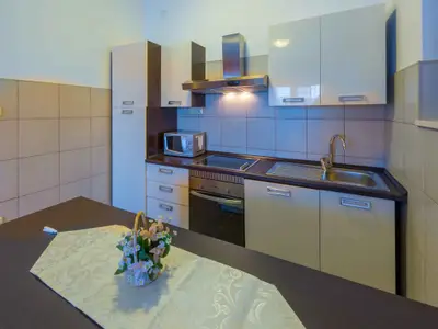 Ferienwohnung für 4 Personen (90 m²) in Bribir 7/10
