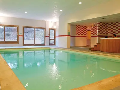 PoolOfHouse