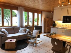 22669807-Ferienwohnung-2-Brienz Be-300x225-5