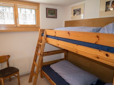 Ferienwohnung Sogn Giacun, Brigels, Guyet, Schlafzimmer 2 (Etagenbett)