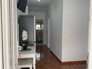 18951338-Ferienwohnung-4-Brijesta-300x225-4