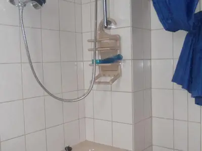 Bad mit Dusche