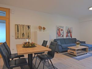 21608343-Ferienwohnung-4-Brilon-300x225-2