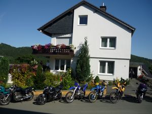 22680897-Ferienwohnung-6-Brilon-300x225-5