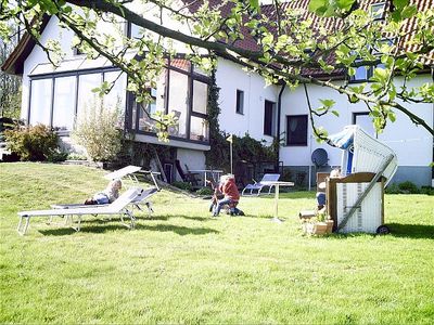 Ferienwohnung im Haus am Wald - Garten