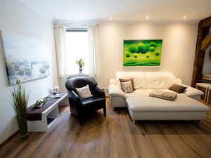 22777125-Ferienwohnung-5-Brilon-300x225-4