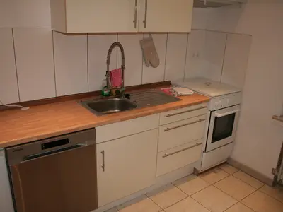 KITCHEN, INSIDE