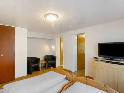 Photo, INSIDE, OUTSIDE