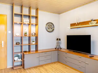 Photo, INSIDE, OUTSIDE