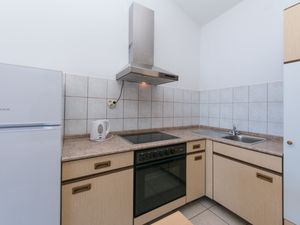 19668481-Ferienwohnung-4-Brist-300x225-5