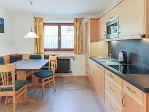 19336811-Ferienwohnung-5-Brixen Im Thale-300x225-1