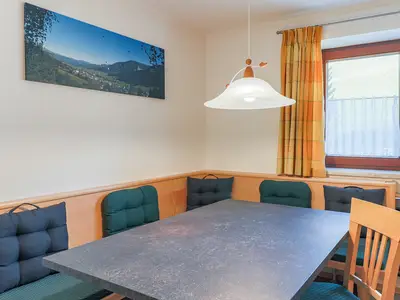 DiningRoom