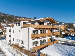 23896263-Ferienwohnung-9-Brixen Im Thale-300x225-0