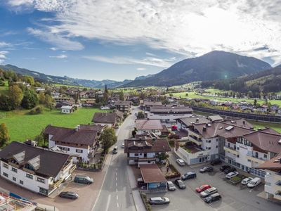 Außenseite Ferienhaus [Sommer]