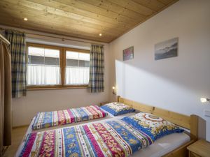 23896269-Ferienwohnung-3-Brixen Im Thale-300x225-5