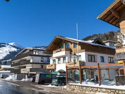Außenseite Ferienhaus [Winter]