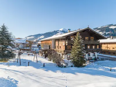 Außenseite Ferienhaus [Winter]