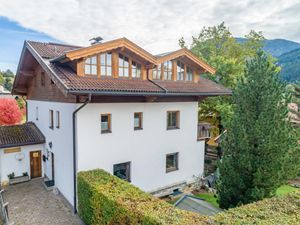 23896286-Ferienwohnung-5-Brixen Im Thale-300x225-3