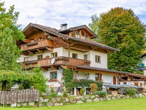 Ferienwohnung für 5 Personen (45 m²) in Brixen Im Thale