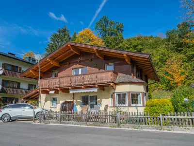 Außenseite Ferienhaus [Sommer]