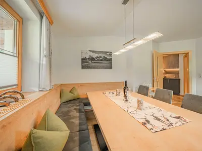 DiningRoom