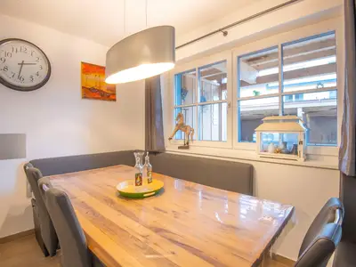 DiningRoom
