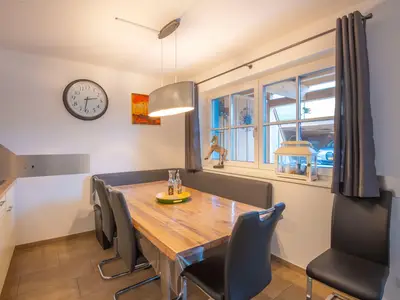 DiningRoom