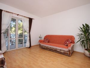 18956510-Ferienwohnung-2-Brna-300x225-2