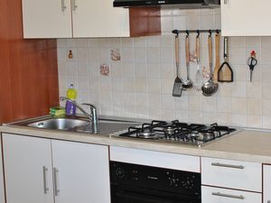 23932297-Ferienwohnung-4-Brna-300x225-4