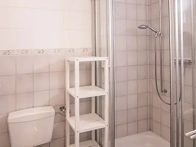 Ferienhof Block Wohnung 5 - Bad