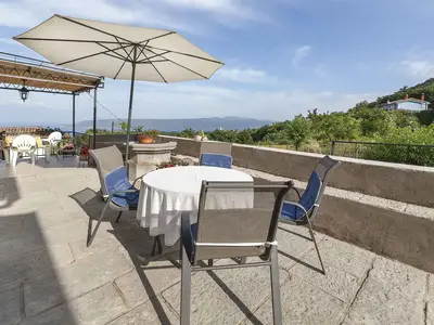 Ferienwohnung für 4 Personen (45 m²) in Brseč 9/10