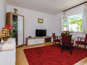 23725628-Ferienwohnung-6-Brsečine-300x225-1