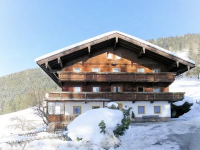 Außenseite Ferienhaus [Winter]