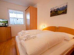 21606751-Ferienwohnung-4-Bruck an der Glocknerstraße-300x225-5