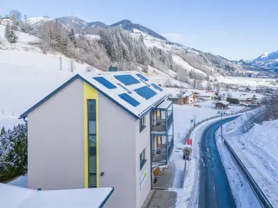 Außenseite Ferienhaus [Winter]