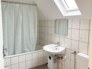 23646487-Ferienwohnung-4-Brühl-300x225-5