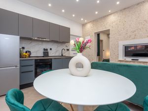 18323653-Ferienwohnung-3-Brusje-300x225-3