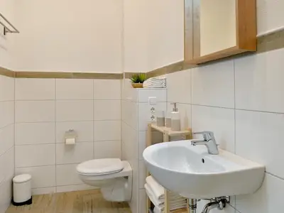 Badezimmer  Ferienwohnung Klosterstraße