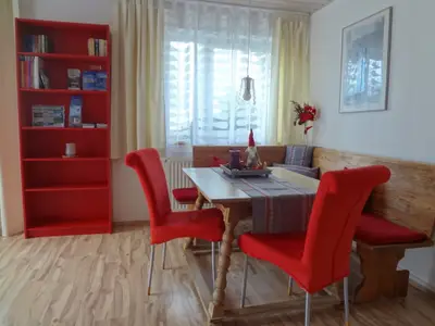 Wohnzimmer mit Eßecke