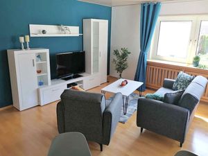 23483579-Ferienwohnung-3-Bürstadt-300x225-1