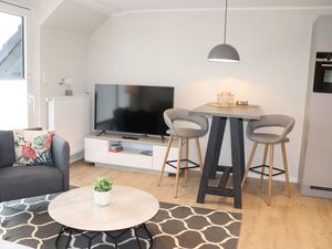 23537836-Ferienwohnung-4-Büsum-300x225-1