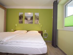 23871664-Ferienwohnung-2-Büsum-300x225-4