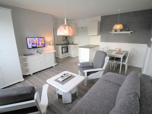 22098821-Ferienwohnung-3-Büsum-300x225-3