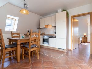 23885026-Ferienwohnung-3-Büsum-300x225-3