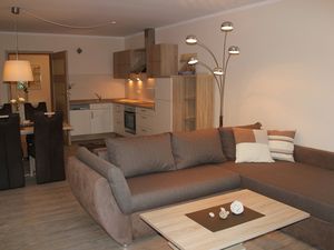 18356058-Ferienwohnung-5-Büsum-300x225-2