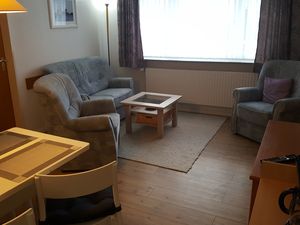 19217395-Ferienwohnung-4-Büsum-300x225-3