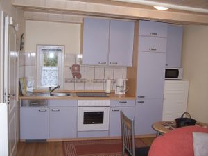 18367276-Ferienwohnung-4-Büsum-300x225-4